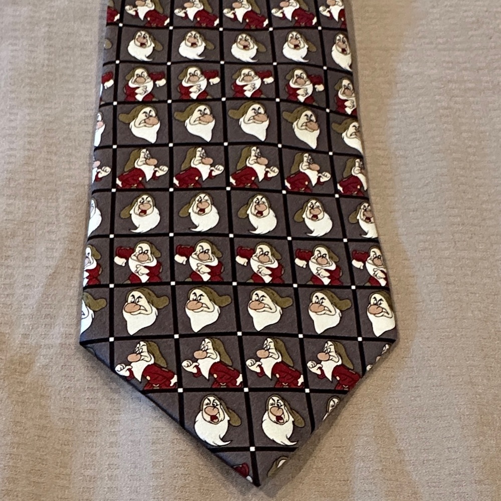 Disney Grumpy Dwarf silk tie